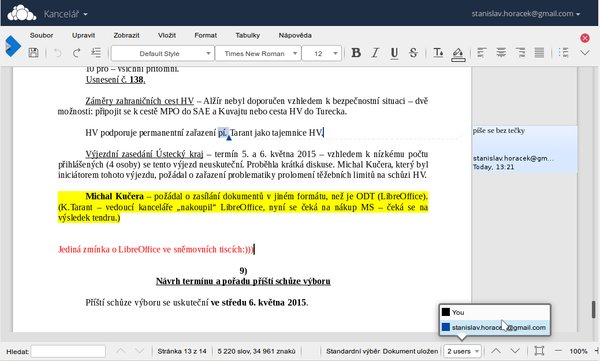 Collabora Online začleněná do ownCloudu s dokumentem upravovaným dvěma uživateli zároveň (černý a modrý kurzor)﻿