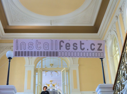 Vstupní banner konference InstallFest
